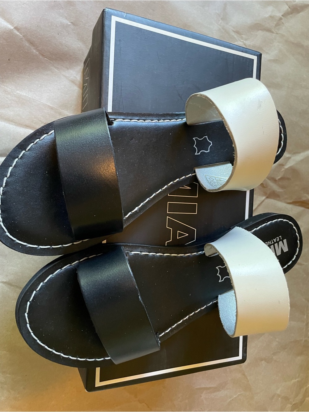 MIA Black and White Slide Sandals - Picture 4 of 8